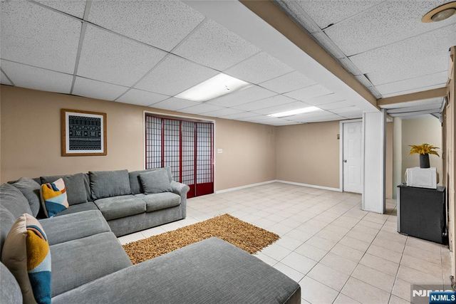 6 Hillsdale Terrace, Sussex, NJ 07461