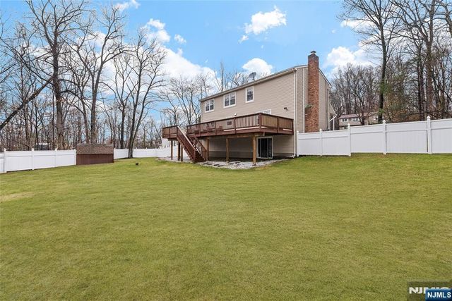 6 Hillsdale Terrace, Sussex, NJ 07461