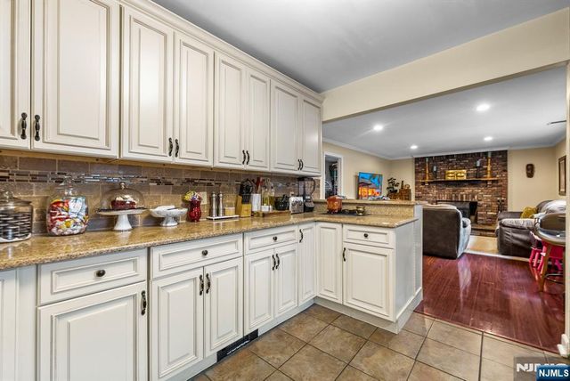 6 Hillsdale Terrace, Sussex, NJ 07461