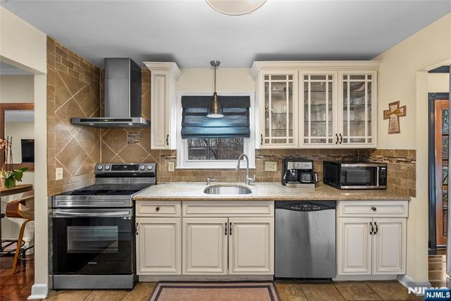 6 Hillsdale Terrace, Sussex, NJ 07461