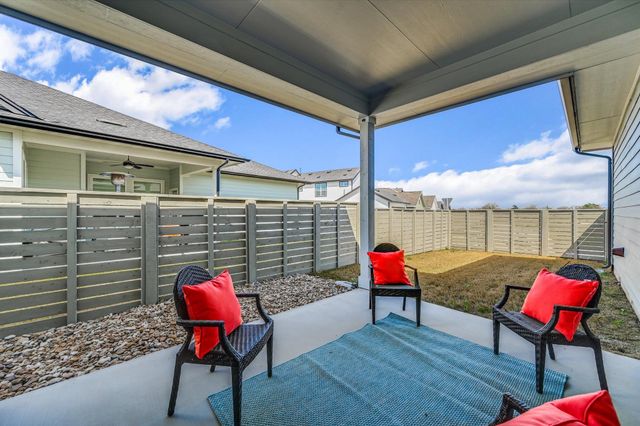 111 Breda Ave, Bastrop, TX 78602