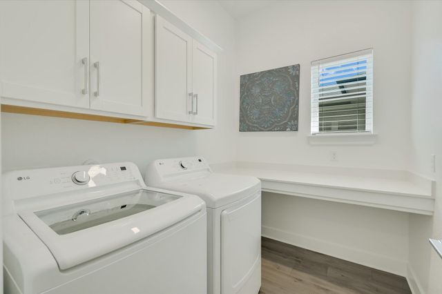 111 Breda Ave, Bastrop, TX 78602