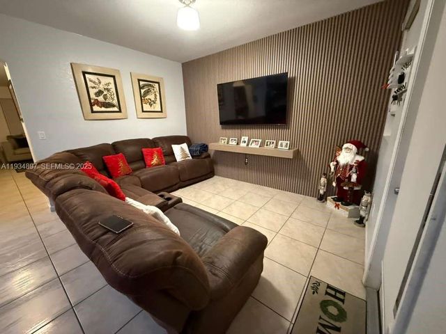 24623 SW 115th Ct, Homestead, FL 33032