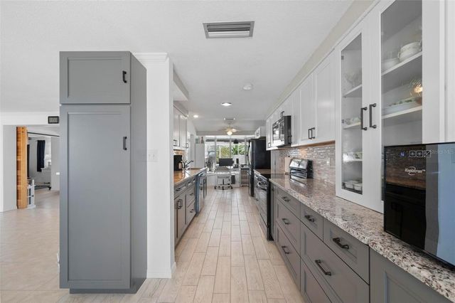 21194 EDGEWATER DRIVE, Port Charlotte, FL 33952