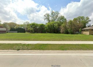 42401 Mound Road, Sterling Heights, MI 48314