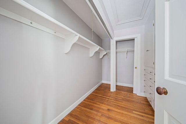 8 Conway Ln, Foxboro, MA 02035