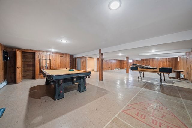 8 Conway Ln, Foxboro, MA 02035