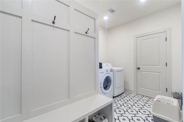 1111 Mammoth Street, Bentonville, AR 72713