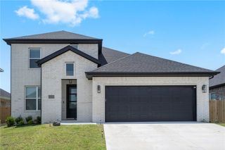 1111 Mammoth Street, Bentonville, AR 72713