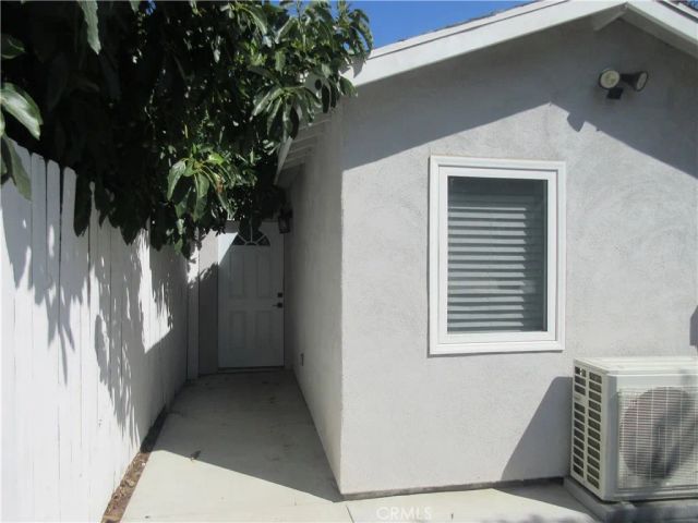 13343 Herron, Los Angeles, CA 91342