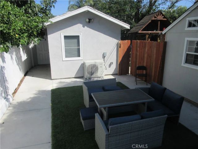 13343 Herron, Los Angeles, CA 91342