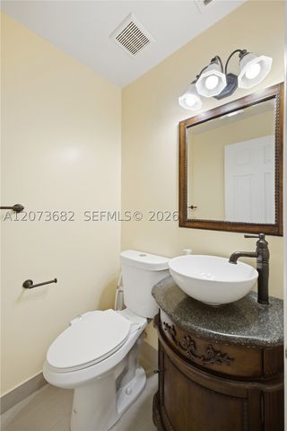 8635 SW 15th St, Pembroke Pines, FL 33025