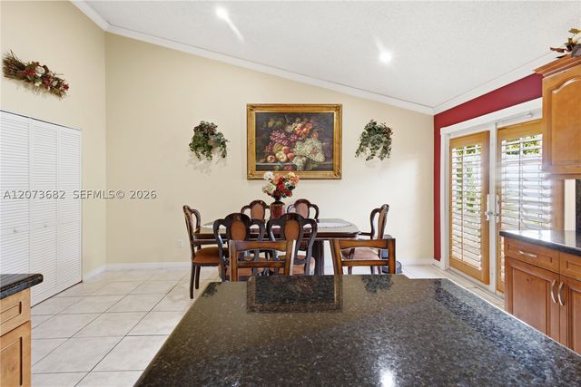 8635 SW 15th St, Pembroke Pines, FL 33025