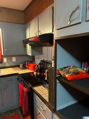 308 25TH AVENUE NW, Center Point, AL 35215