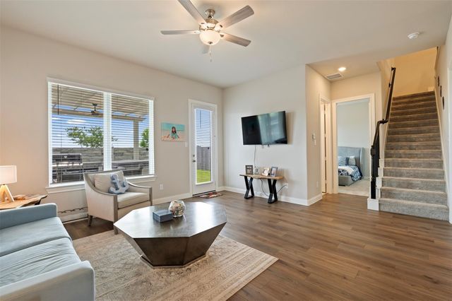 614 Sandy Bay Lane, Kemah, TX 77565