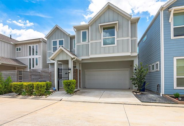 614 Sandy Bay Lane, Kemah, TX 77565