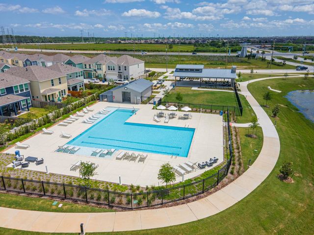 614 Sandy Bay Lane, Kemah, TX 77565
