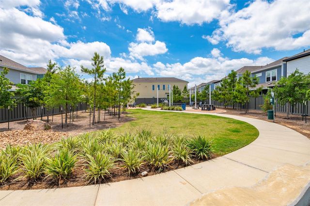 614 Sandy Bay Lane, Kemah, TX 77565