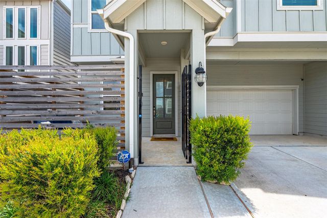 614 Sandy Bay Lane, Kemah, TX 77565