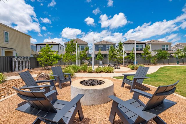 614 Sandy Bay Lane, Kemah, TX 77565