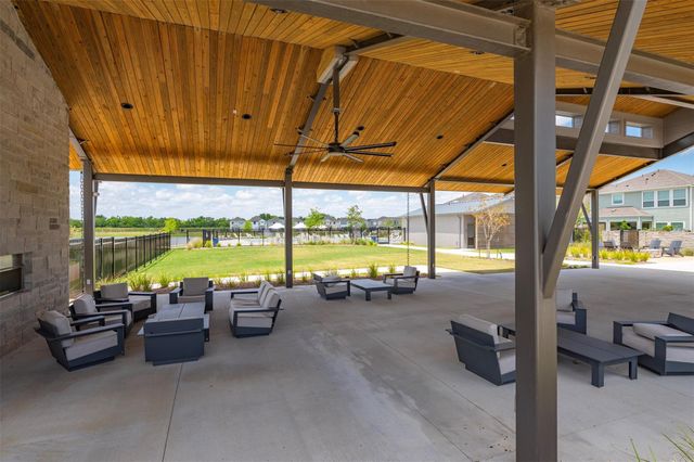 614 Sandy Bay Lane, Kemah, TX 77565