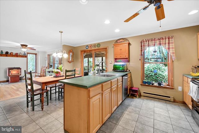 2504 & 2503 WAGON WHEEL DR, Auburn, PA 17922