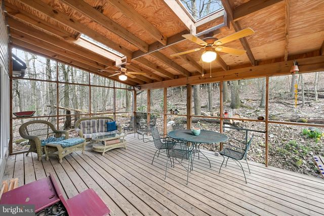 2504 & 2503 WAGON WHEEL DR, Auburn, PA 17922