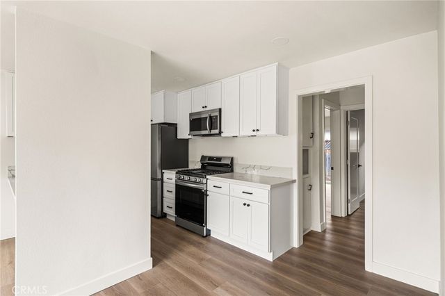 780 N Shattuck Pl, Orange, CA 92867