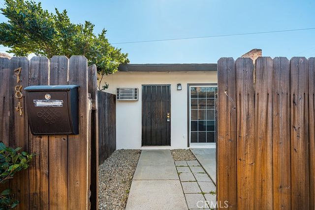 780 N Shattuck Pl, Orange, CA 92867