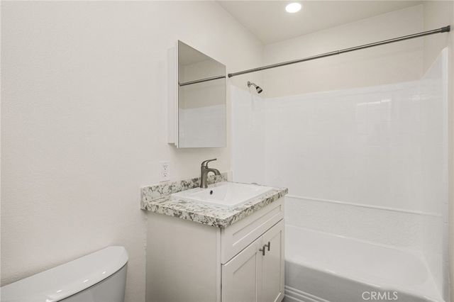 780 N Shattuck Pl, Orange, CA 92867