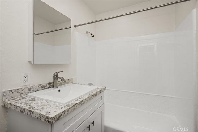 780 N Shattuck Pl, Orange, CA 92867