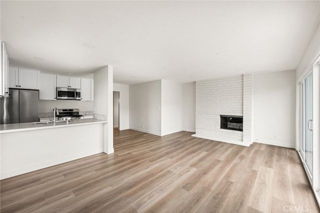 780 N Shattuck Pl, Orange, CA 92867