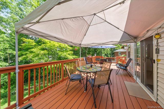 118 Hewitt Street, Lake Peekskill, NY 10537
