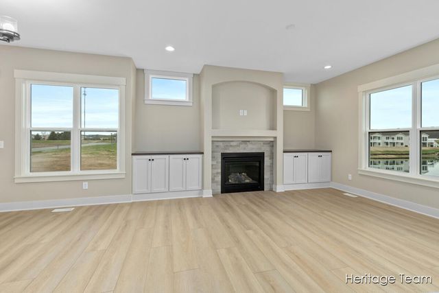 3446 S Riverwalk Drive 58, Hamilton, MI 49419