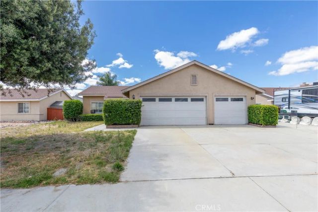 42821 Seal Rock Court, Hemet, CA 92544