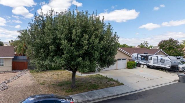 42821 Seal Rock Court, Hemet, CA 92544