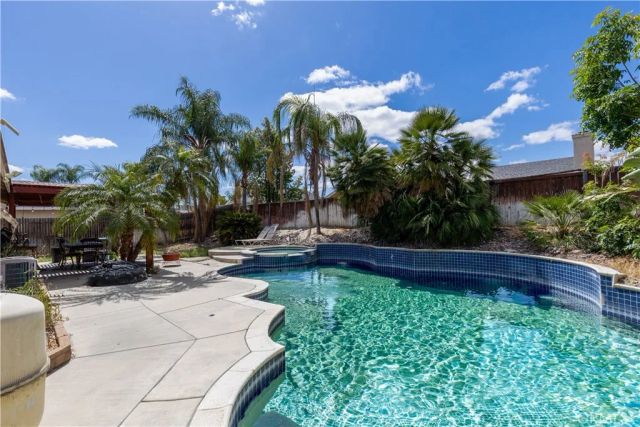 42821 Seal Rock Court, Hemet, CA 92544