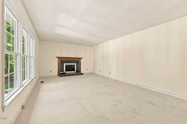 475 Deer Mountain Road, Pittsboro, NC 27312