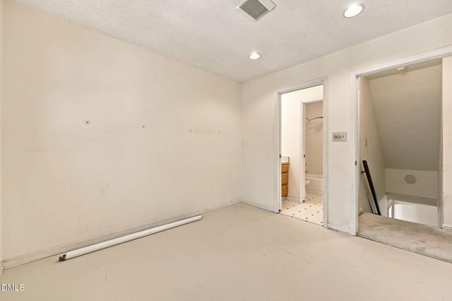 475 Deer Mountain Road, Pittsboro, NC 27312