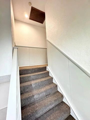 1525 Beechview Ave 2, Beechview, PA 15216