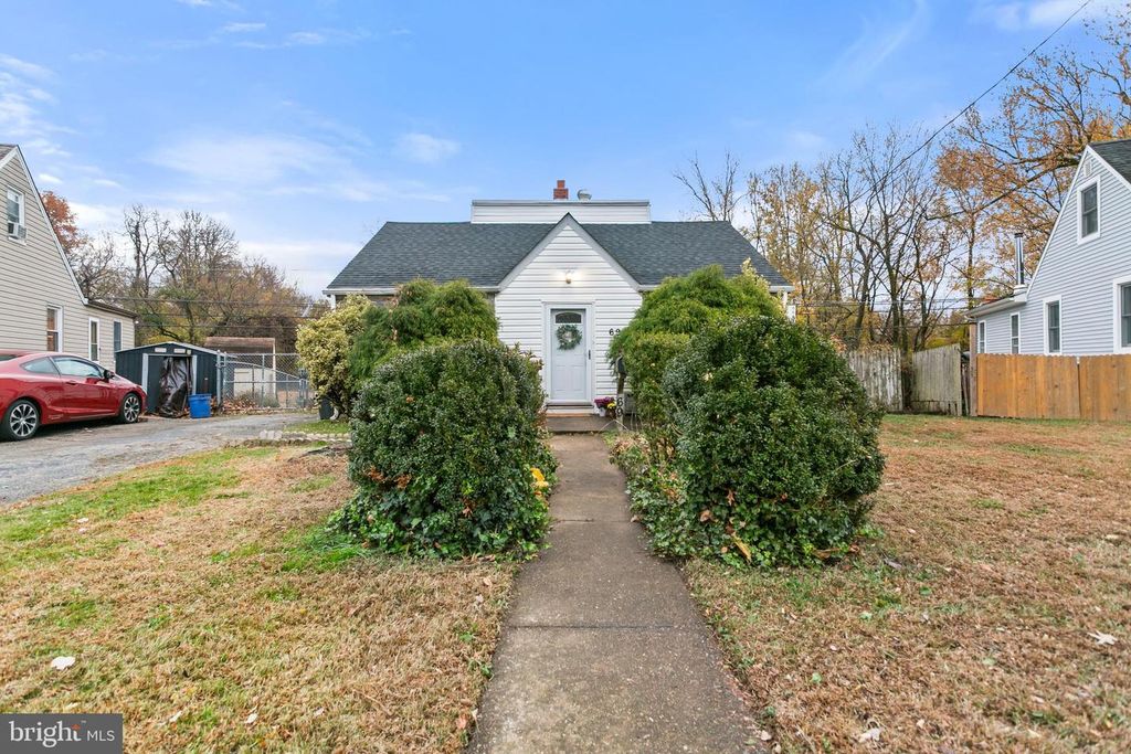 69 N MARTIN LN, Norwood, PA 19074