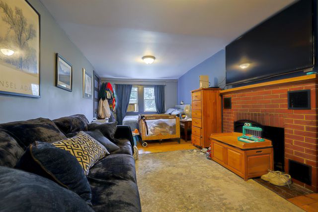 38 Border Street, Amherst, NH 03031