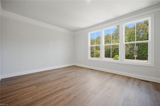 113 Bracewell LN, Yorktown, VA 23692