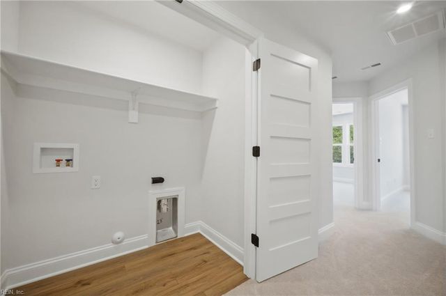 113 Bracewell LN, Yorktown, VA 23692