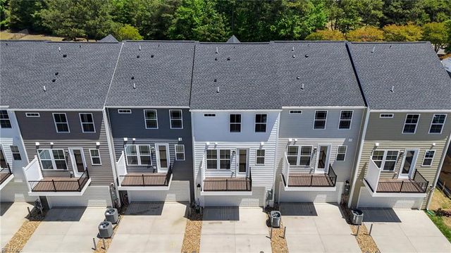 113 Bracewell LN, Yorktown, VA 23692