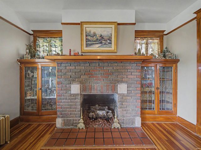 301 W Inglefield Road, Evansville, IN 47725