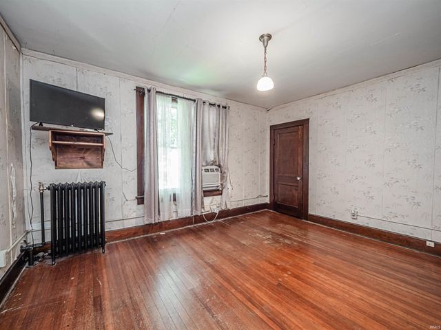 301 W Inglefield Road, Evansville, IN 47725