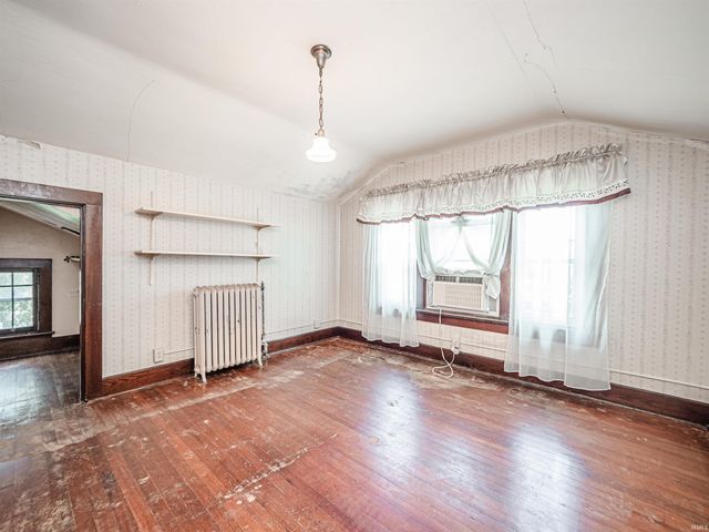 301 W Inglefield Road, Evansville, IN 47725