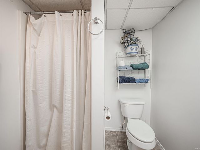 301 W Inglefield Road, Evansville, IN 47725