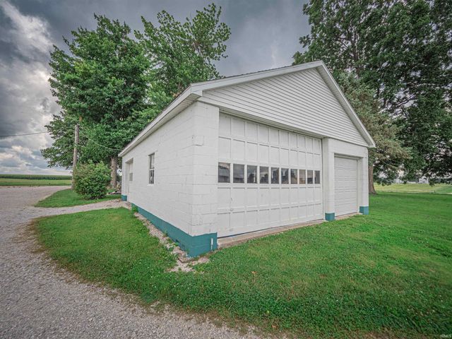 301 W Inglefield Road, Evansville, IN 47725